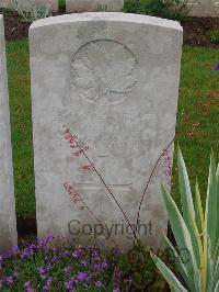 Etaples Military Cemetery - Schuh, Albert Otto